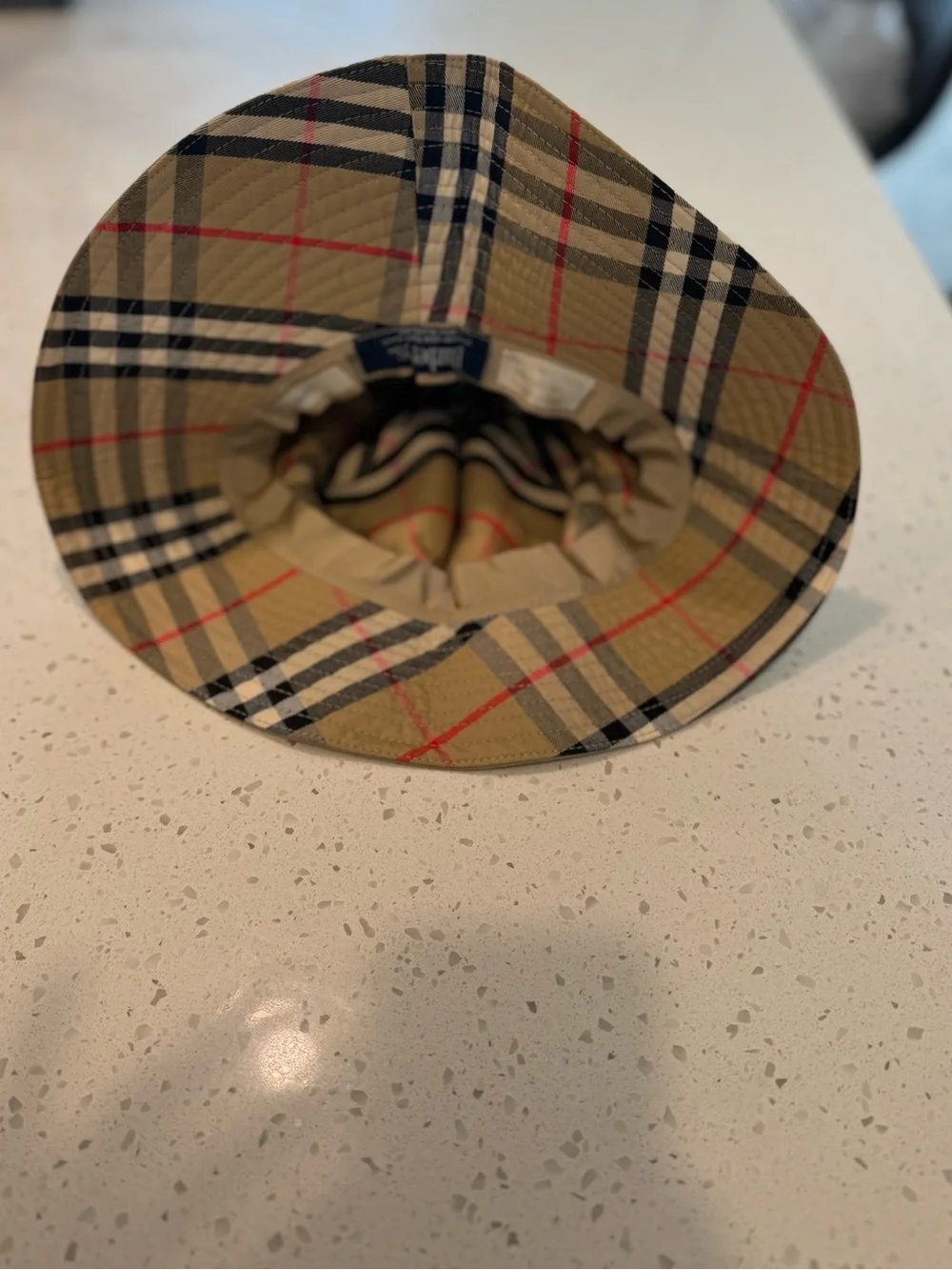 Burberry Reversible Vintage Check Bucket Hat in Canvass,Beige Plaid Men or Women